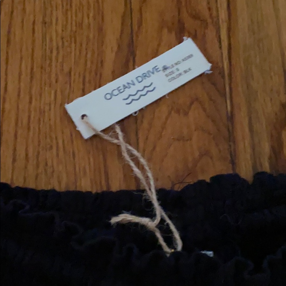 Shorts - Picture 2 of 2